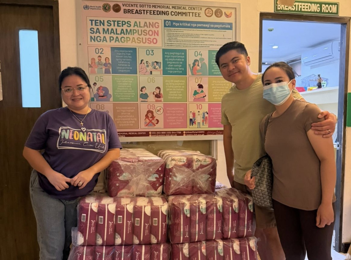 US-Based Cebuano Nurses’ Charity Donates 5,364 Diapers to VSMMC